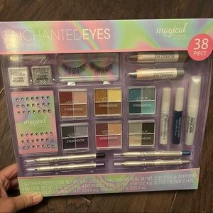 New eye makeup set